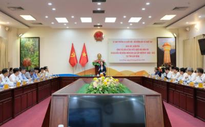 Quang cảnh buổi làm việc. Ảnh: Nguyễn Dũng - TTXVN 