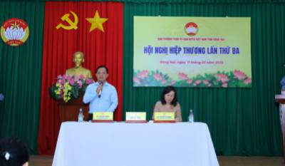 Ban Thường trực Ủy ban Mặt trận Tổ quốc Việt Nam tỉnh Đồng Nai chủ trì hội nghị hiệp thương lần thứ ba. Ảnh: Lê Xuân-TTXVN