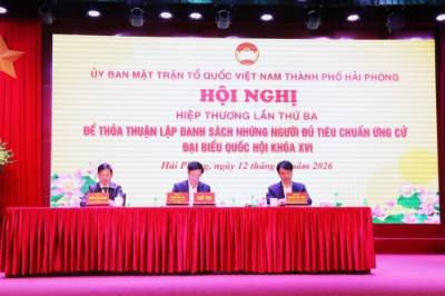 Chủ tọa hội nghị. Ảnh: Mạnh Minh - TTXVN