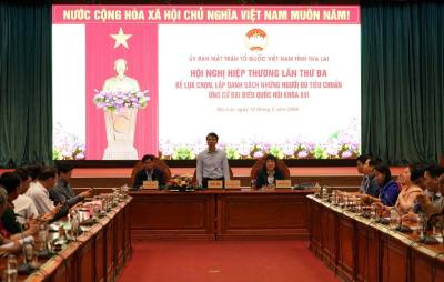 Phó Bí thư Tỉnh ủy, Chủ tịch Ủy ban MTTQ Việt Nam tỉnh Gia Lai Nguyễn Ngọc Lương phát biểu tại Hội nghị. Ảnh: Sỹ Thắng-TTXVN