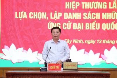 Ông Nguyễn Thanh Hải, Phó Bí thư Tỉnh ủy, Chủ tịch Ủy ban MTTQ Việt Nam tỉnh Tây Ninh phát biểu tại hội nghị. Ảnh: Bùi Giang - TTXVN