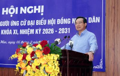 Chủ tịch UBND TP. Hồ Chí Minh Nguyễn Văn Được trình bày chương trình hành động tại hội nghị tiếp xúc cử tri. Ảnh: Trung Tuyến - TTXVN