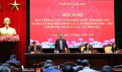 Chủ tịch UBND tỉnh Lạng Sơn Nguyễn Cảnh Toàn đề nghị các xã chuẩn bị đầy đủ điều kiện phục vụ bầu cử. Ảnh: Văn Đạt - TTXVN