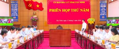 Quang cảnh phiên họp thứ 5, Ủy ban Bầu cử tỉnh Tây Ninh. Ảnh: Thanh Bình -TTXVN