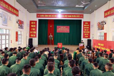 Khu vực bỏ phiếu số 19, Tiểu đoàn huấn luyện - cơ động 1, Bộ Chỉ huy Bộ đội Biên phòng tỉnh Lâm Đồng tại xã Thuận Hạnh, tỉnh Lâm Đồng. Ảnh: Hưng Thịnh – TTXVN