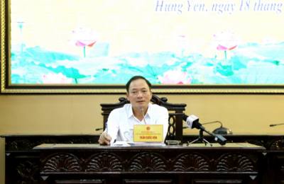 Phó Bí thư Tỉnh ủy, Chủ tịch HĐND tỉnh, Chủ tịch Ủy ban Bầu cử tỉnh Hưng Yên Trần Quốc Văn phát biểu. Ảnh: Thế Duyệt – TTXVN