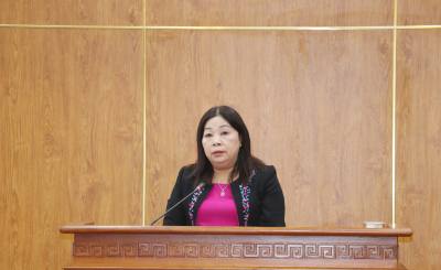 Bà Mã Thị Tươi, Phó Chủ tịch Thường trực HĐND, Phó Chủ tịch Ủy ban bầu cử TP Cần Thơ phát biểu. Ảnh: Ngọc Thiện - TTXVN