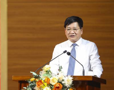 Ông Lê Thành Đô, Phó Bí thư Thường trực Tỉnh ủy, Chủ tịch HĐND tỉnh Điện Biên, phát biểu tại hội nghị. Ảnh: Xuân Tư - TTXVN