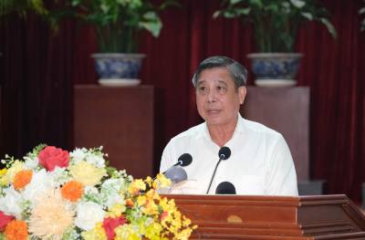 Ông Đồng Văn Thanh, Ủy viên Trung ương Đảng, Phó Bí thư Thường trực Thành ủy, Chủ tịch HĐND thành phố Cần Thơ, Chủ tịch Ủy ban Bầu cử thành phố phát biểu chỉ đạo. Ảnh: Thanh Liêm - TTXVN